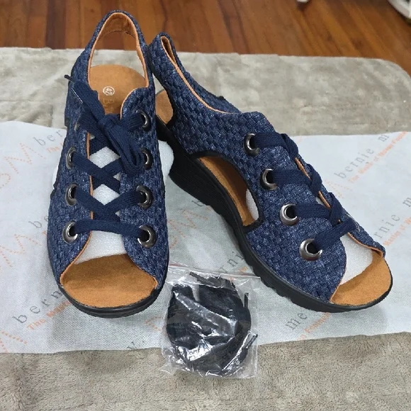 NEW Bernie Mev "Marcelo" Women's Wedge Sandals Lace Up Woven Denim 2 Laces 42/11 - Picture 1 of 11